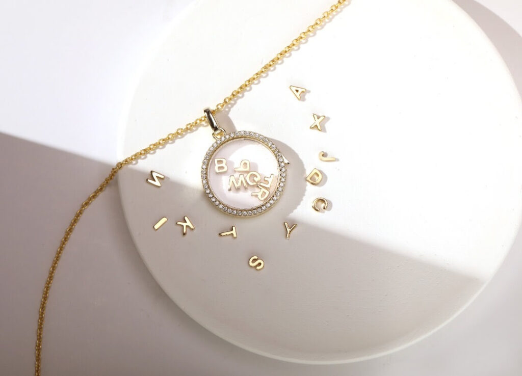 Joam Bijoux - Locket rond en argent ou or – personnalisé allongé